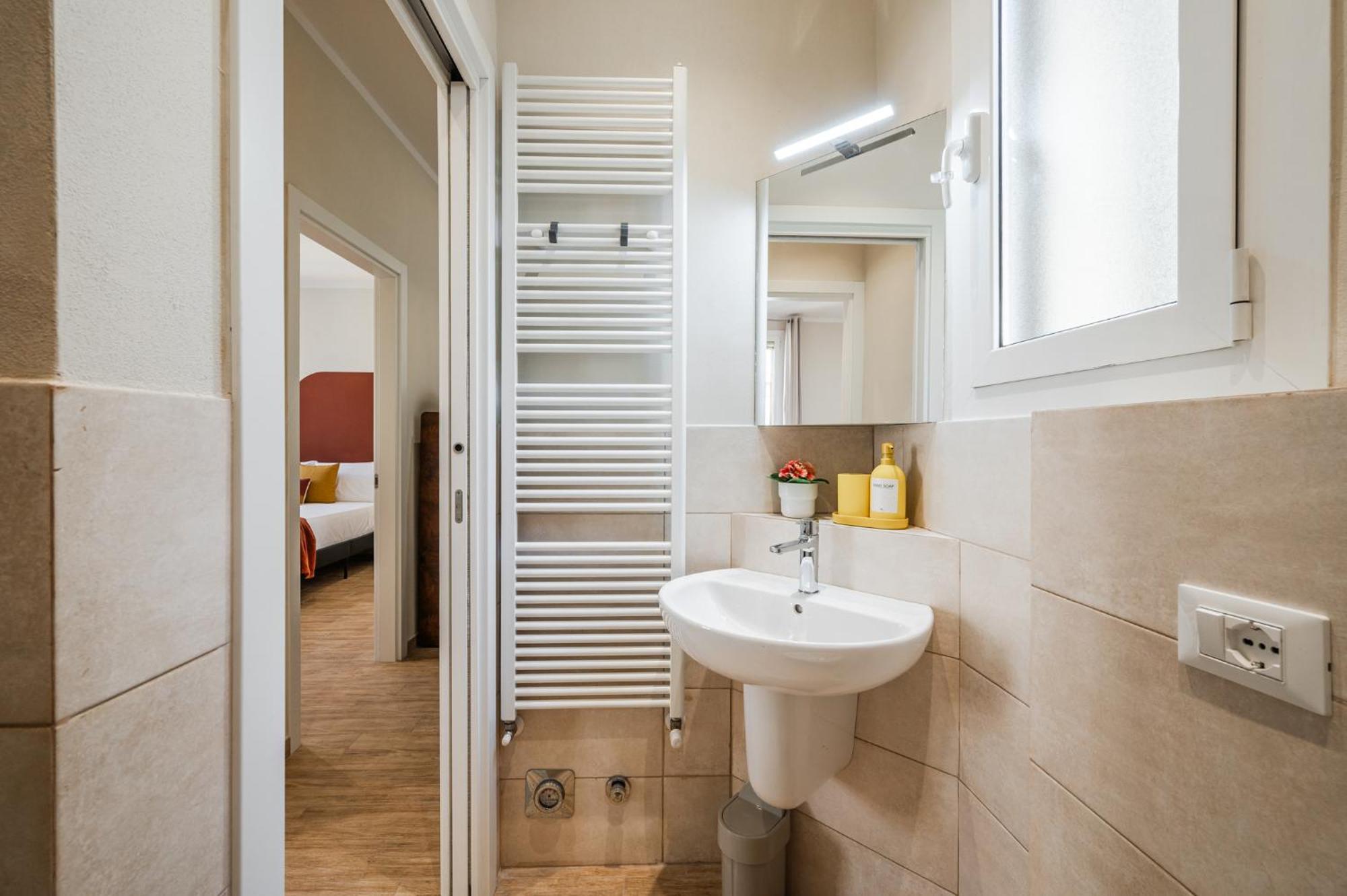 Sui Tetti Di Bologna Centro, Casa Dei Colori Apartment Ngoại thất bức ảnh